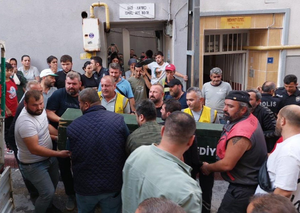 Belediye çalışanı, doğal gaz borusuna asılı halde ölü bulundu