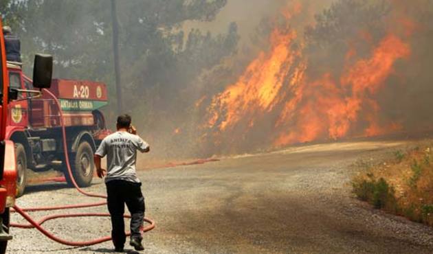 Alanya'daki orman yangını kontrol altına alındı...