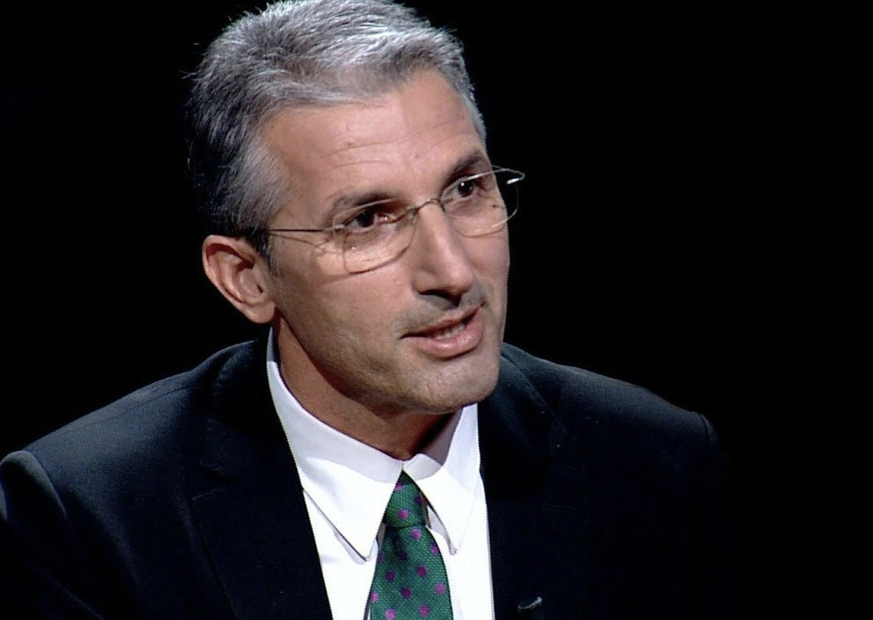 Nedim Şener'den Özgür Özel'e sert sözler: O görüşmeyi ispata çağırdı