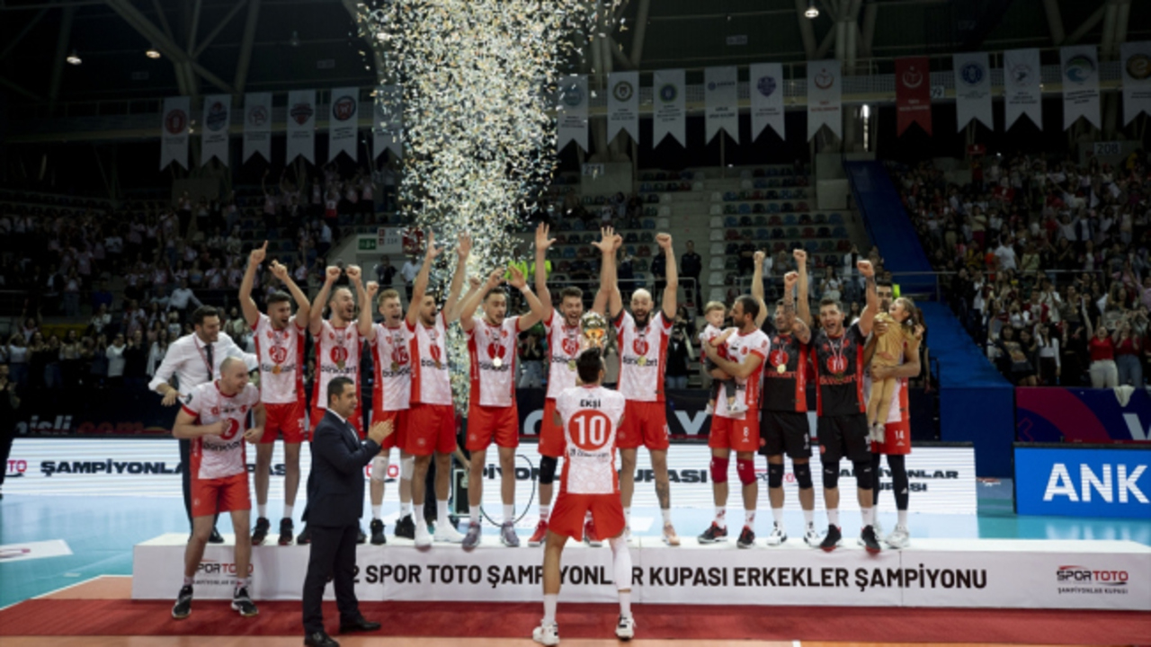 Arkas Spor’a set vermedi! Şampiyonlar Kupası Ziraat Bankkart'ın