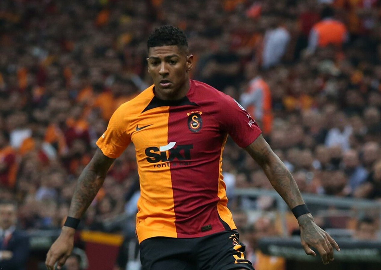 Okan Buruk, sol bek değişikliğine gitti! Gözler yeni isme çevrildi