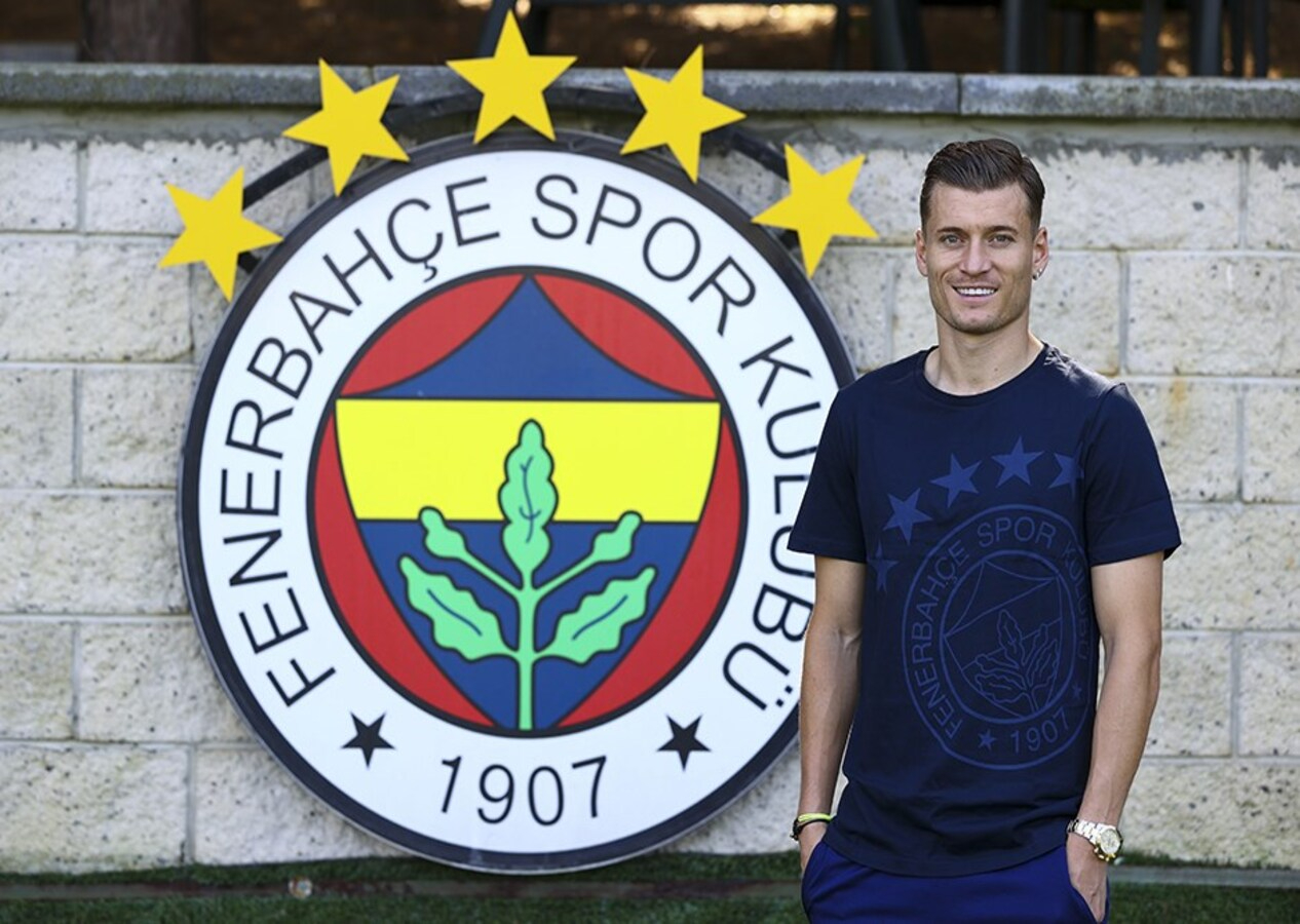 Fenerbahçe'nin yıldızı Ezgjan Alioski, Beşiktaş derbisine bileniyor: Hep birlikte savaşacağız