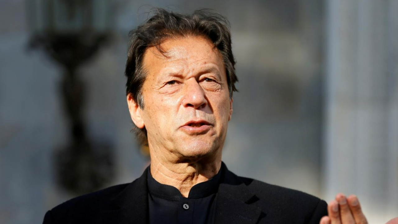 Pakistan'da eski Başbakan Imran Khan'a tutuklama emri