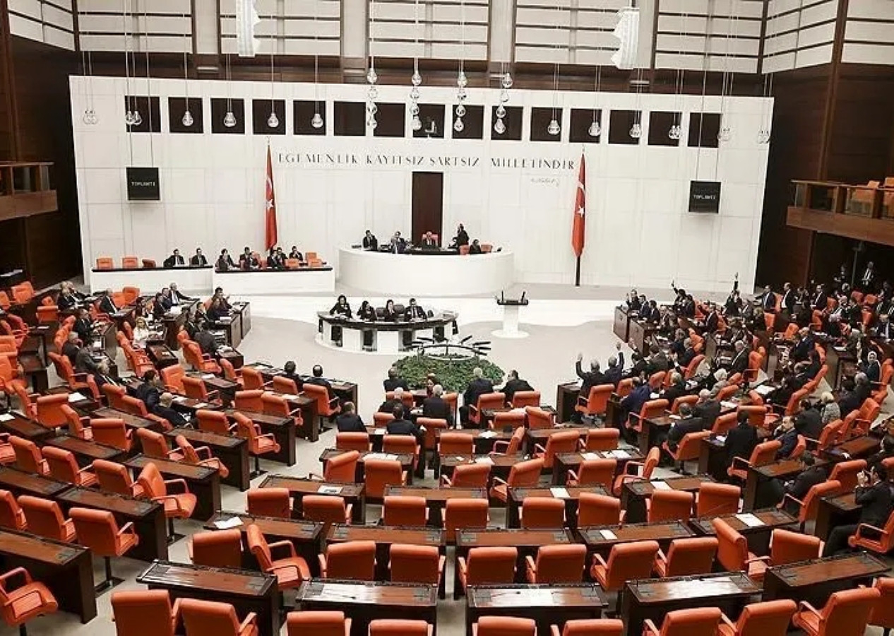 Meclis 3 ayın ardından çalışmalara başlıyor: İşte ilk görüşülecek düzenleme