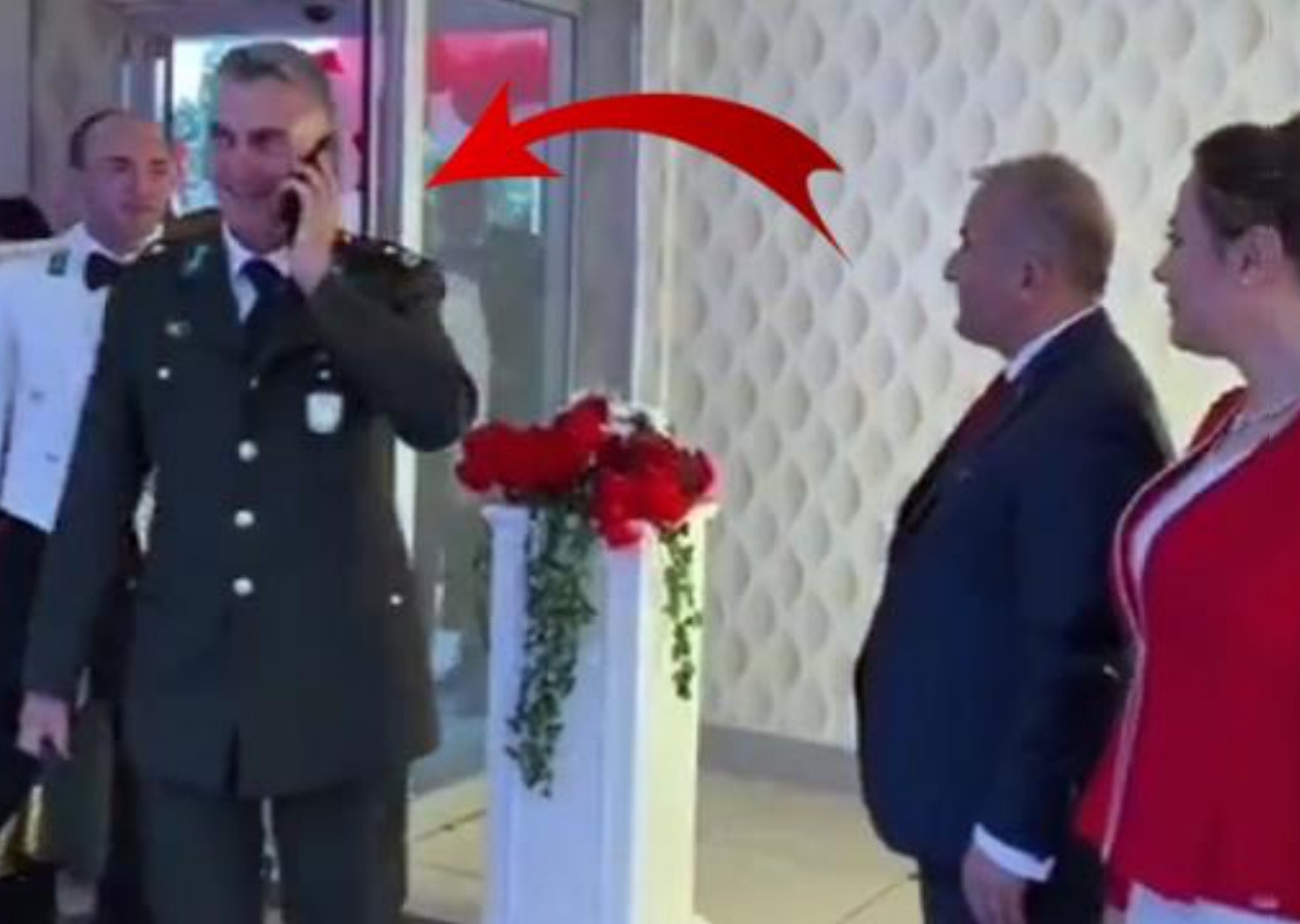 28 Şubat kafası: Rütbeli askerler devleti temsil eden valinin elini sıkmadı!