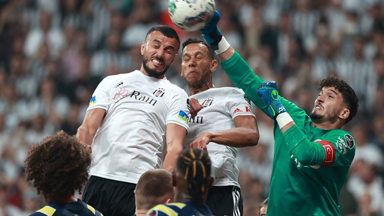 Altay Bayındır, dev derbi sonrası konuştu: Derslerimizi çıkarıp yolumuza devam edeceğiz