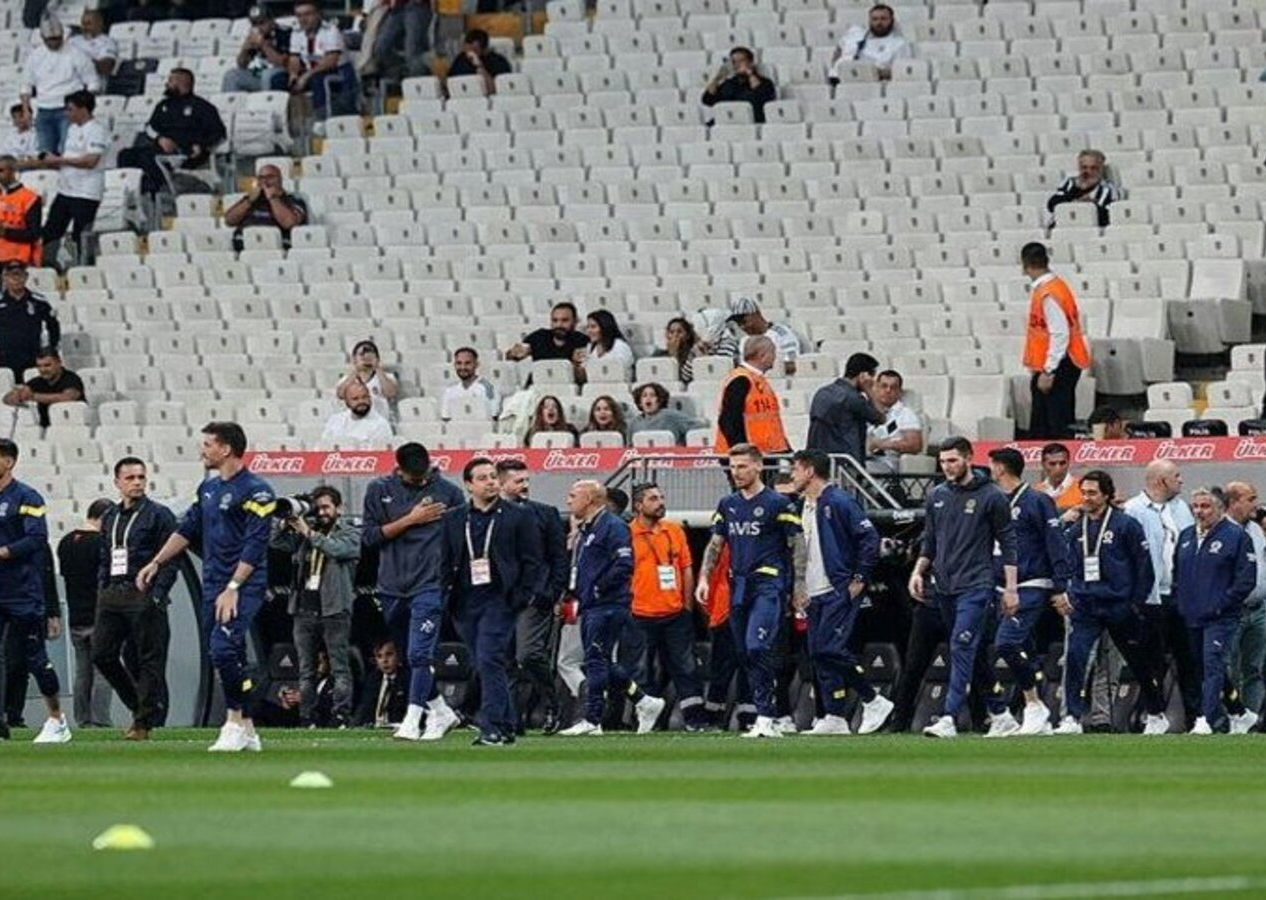 Beşiktaş - Fenerbahçe maçı öncesi gerginlik! Mert Hakan Yandaş yoğun tepki gördü...