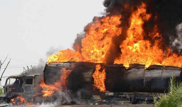 Pakistandaki tanker faciasında ölü sayısı 190'a yükseldi...