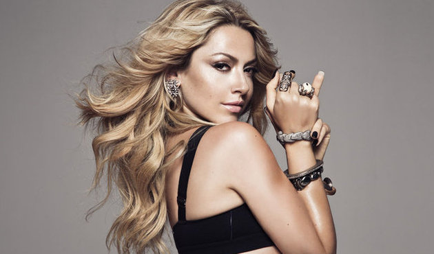 Hadise'yi korkutan mesaj:  Konserini basmak istemiyorum