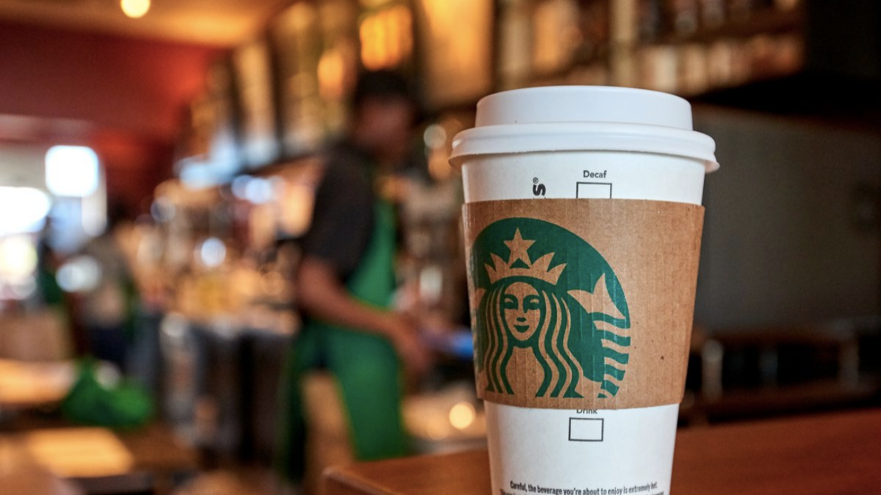 Starbucks fiyatlarına yeni bir zam daha! Kahveciler üzgün...