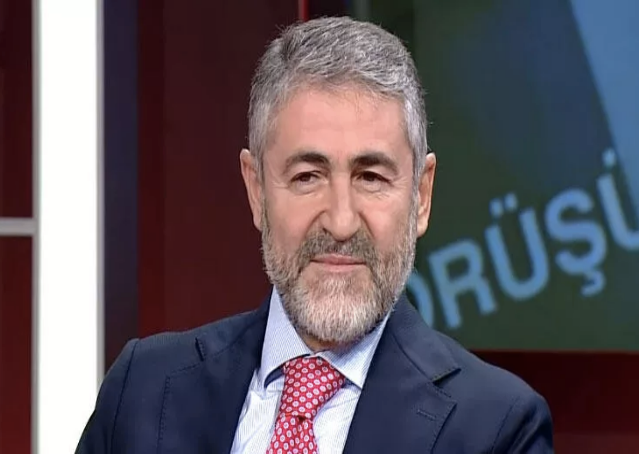 Bakan Nebati'den asgari ücret zammıyla ilgili müjde: "Artış enflasyonun altında olmayacak"