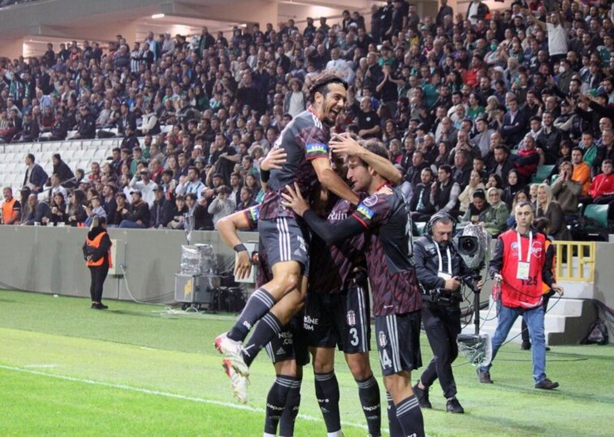 Beşiktaş 1 attı 3 aldı! Giresunspor'u deplasmanda mağlup etti