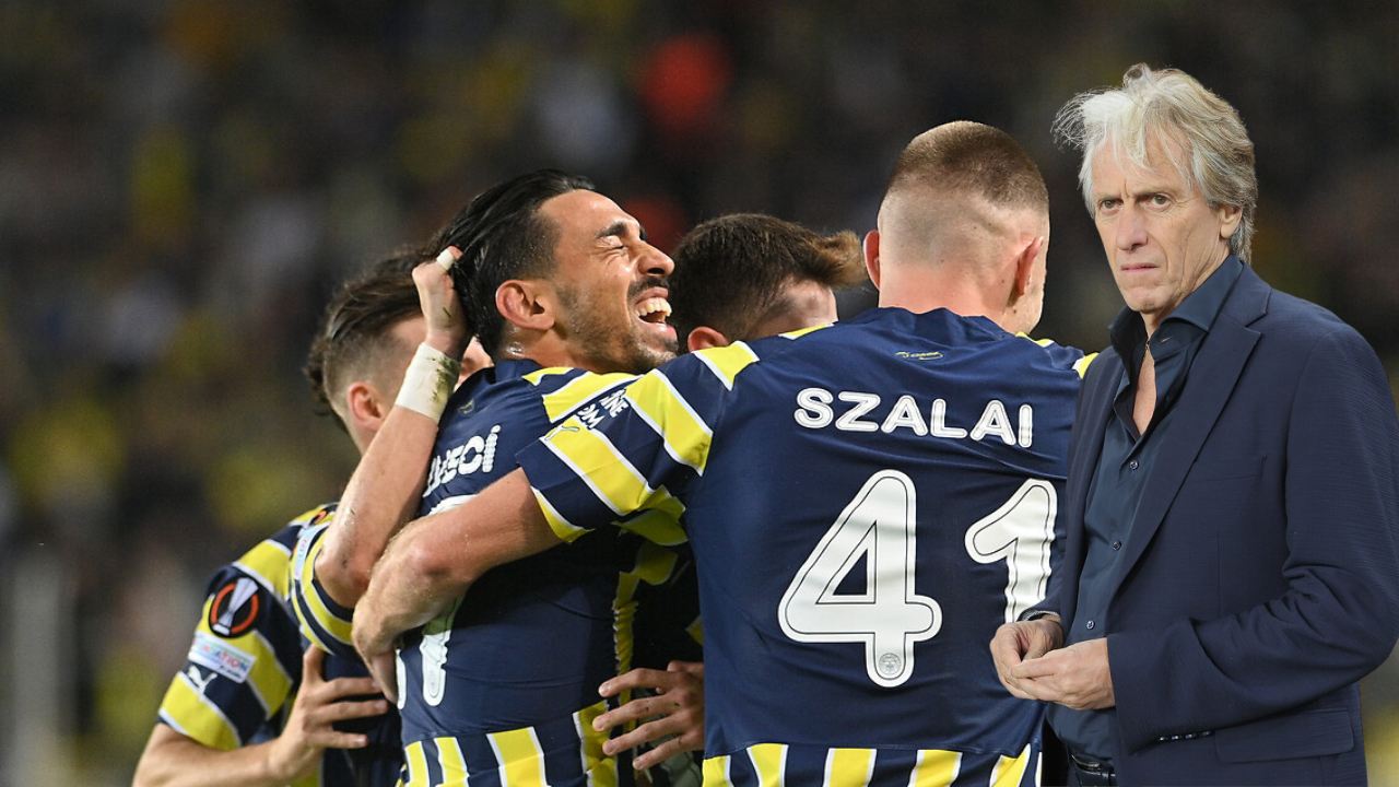 Fenerbahçe’nin AEK Larnaca zaferi Avrupa basınının manşetlerine taşındı