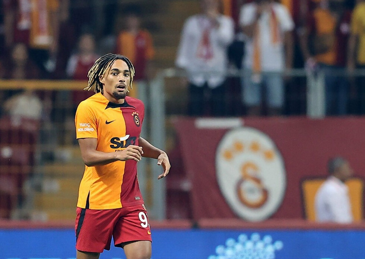 Galatasaray yönetiminden Sacha Boey için yüz güldüren rakam! İşte yeni maaşı ve serbest kalma bedeli…