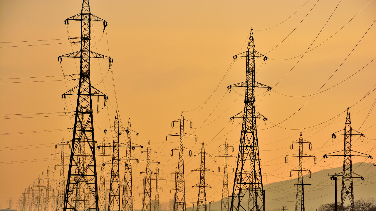 İstanbullular dikkat! BEDAŞ, İstanbul’da 9 Ekim Pazar günü elektrik kesintilerinin yapılacağı ilçe ve mahalleleri duyurdu! İşte elektrik kesintisinin yaşanacağı o adresler…