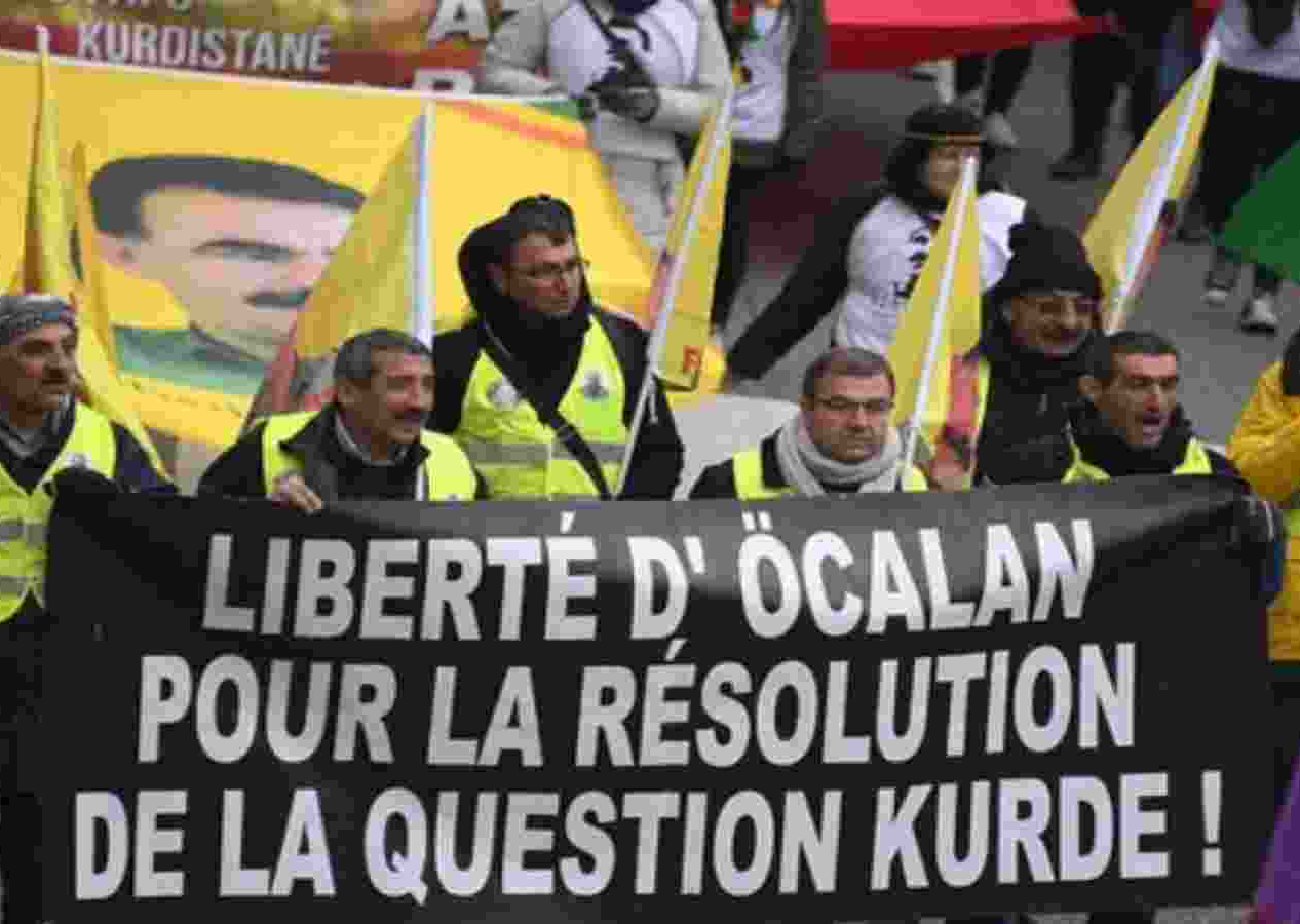 PKK sempatizanlarından Fransa’da gösteri…