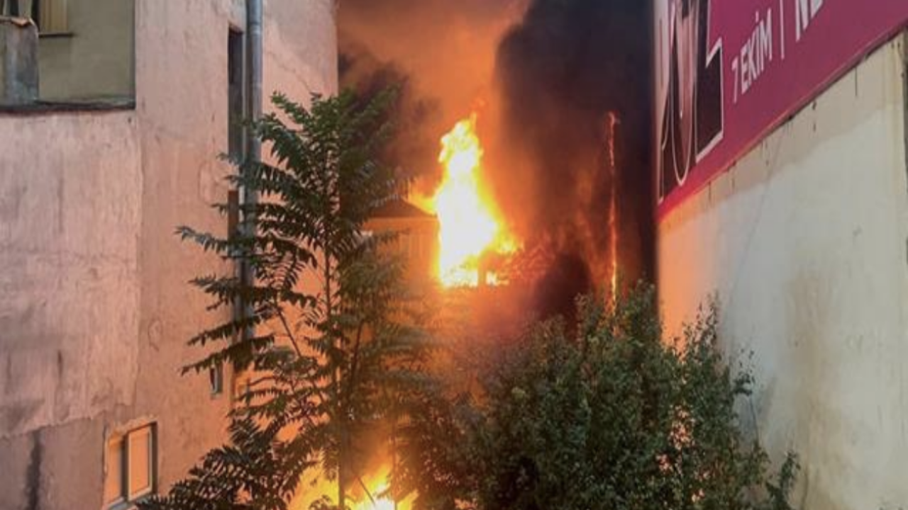 Ekrem İmamoğlu'ndan Kadıköy'deki patlamayla ilgili açıklama: "Patlama doğal gaz kaynaklı değil"