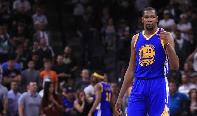 Kevin Durant maaşından feragat edip Golden State Warriors ile anlaştı!