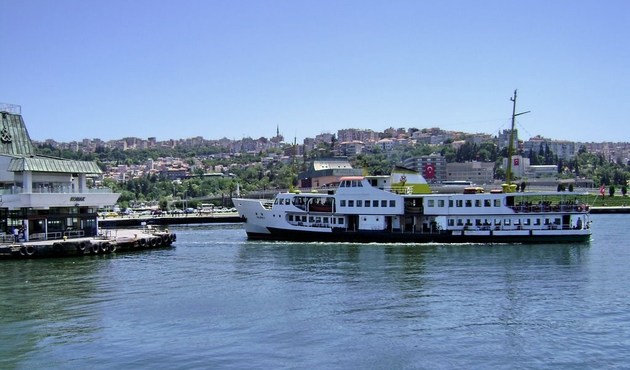 İzmir Büyükşehir Belediyesi'nde grev kararı...