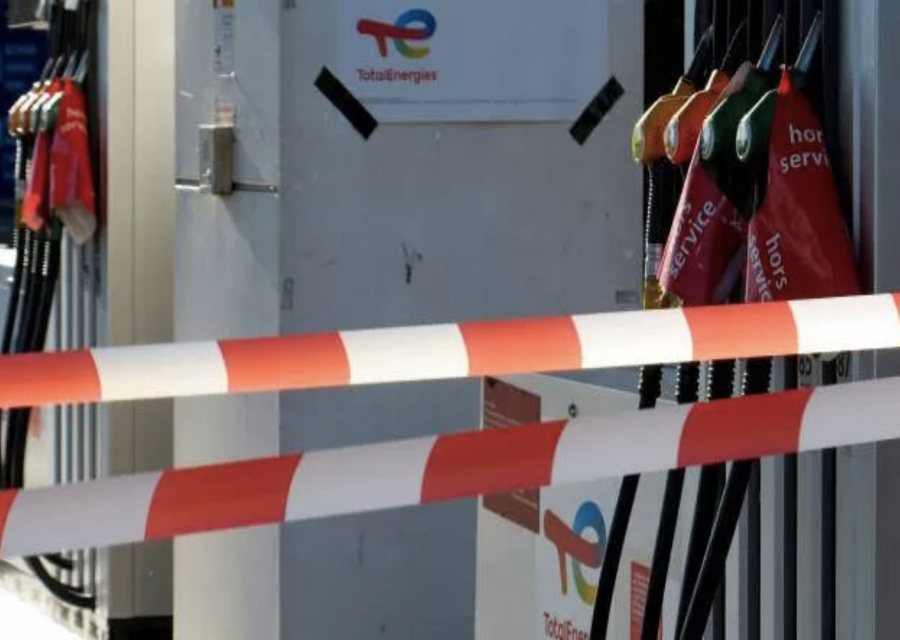Fransa'da benzin krizi büyüdü: Hükümet harekete geçti! Karşı çıkana hapis cezası!