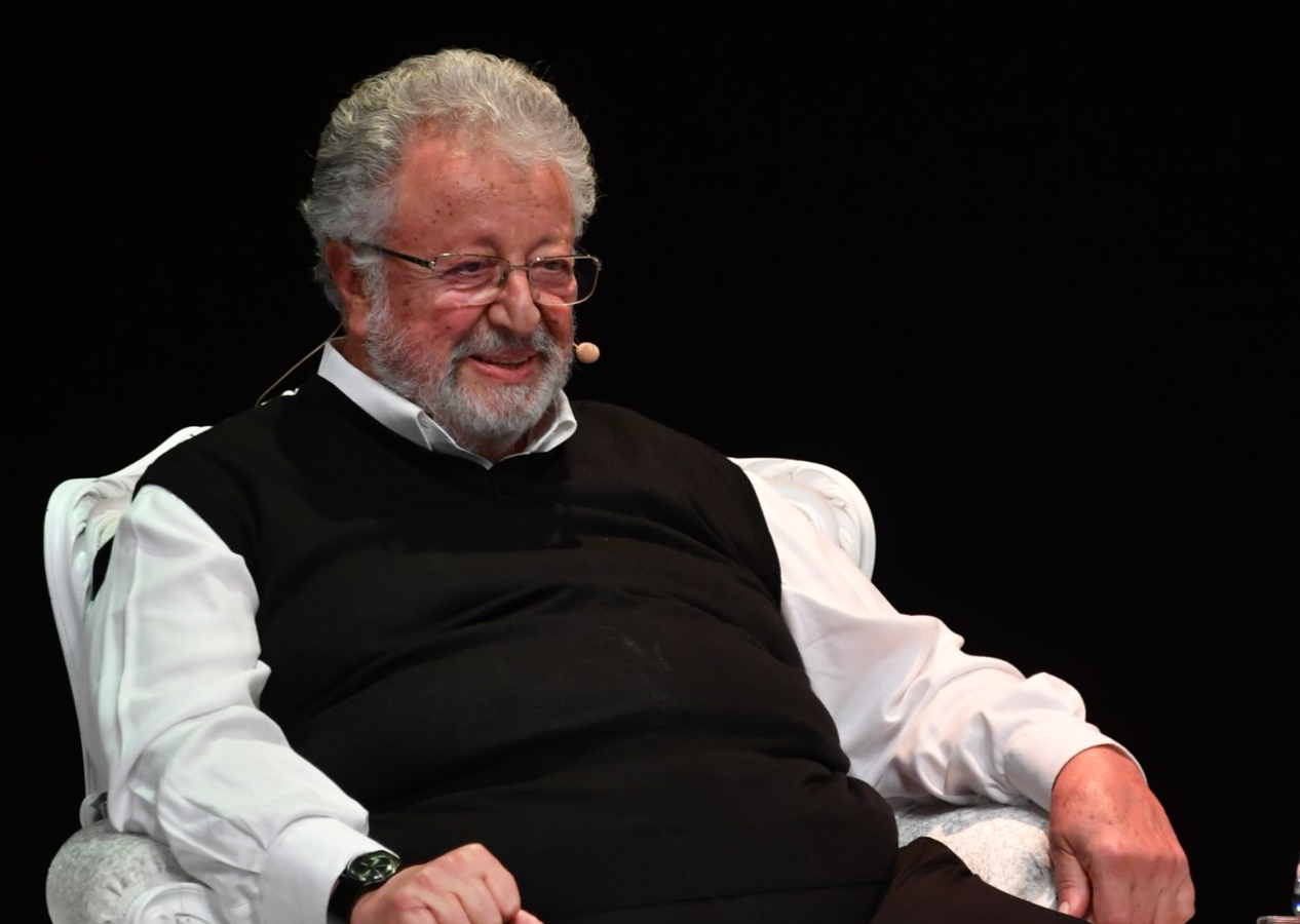 ‘Metin Akpınar’ı saygıdeğer görmüyoruz’