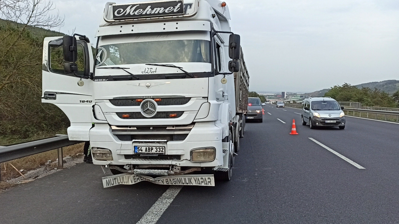Polisin ihtarına uymayarak kaçan tır ateş açılarak durduruldu