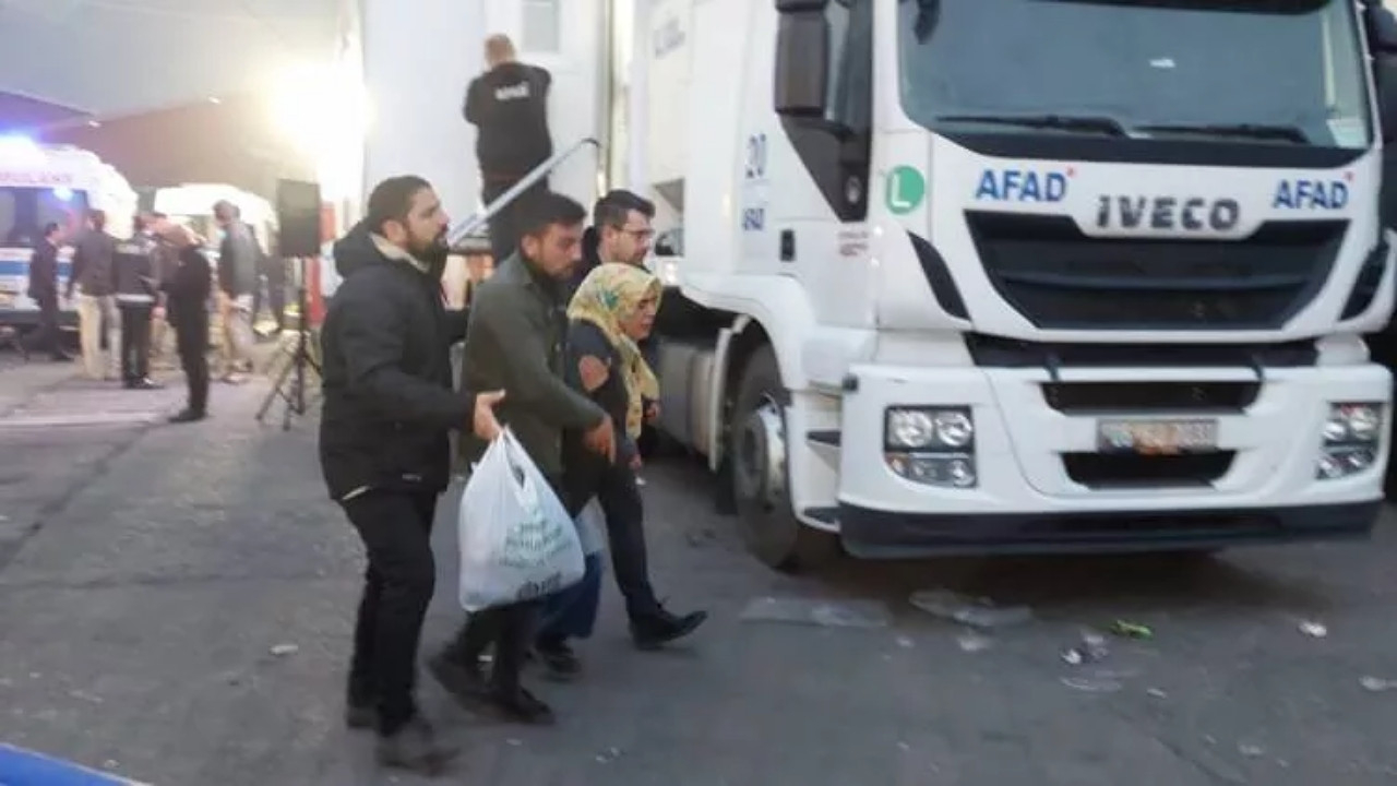 Bartın'daki maden faciasında acılı annenin feryadı yürekleri dağladı: Beni bırakma yavrum!