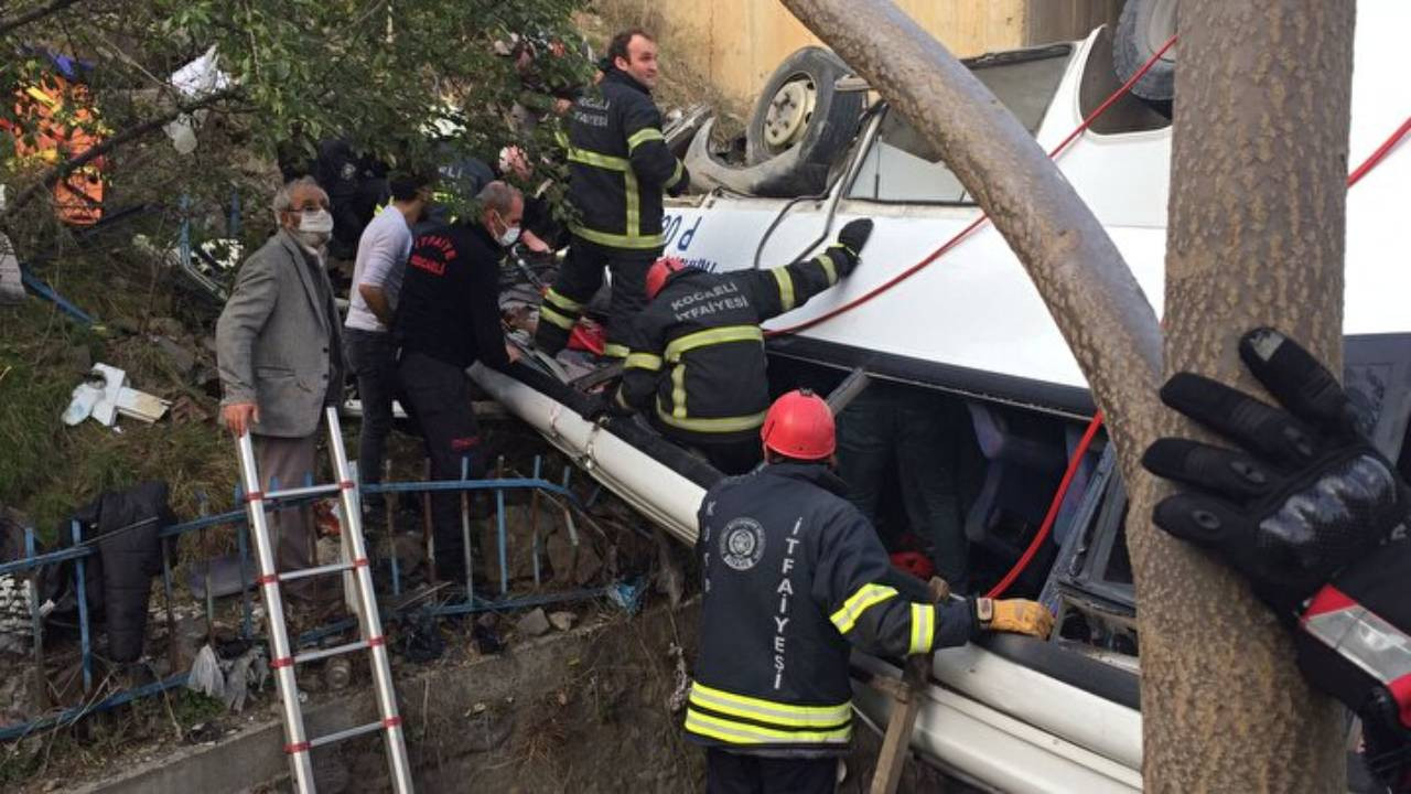 Beş kişinin öldüğü öğrenci servisi kazasında dehşet detay
