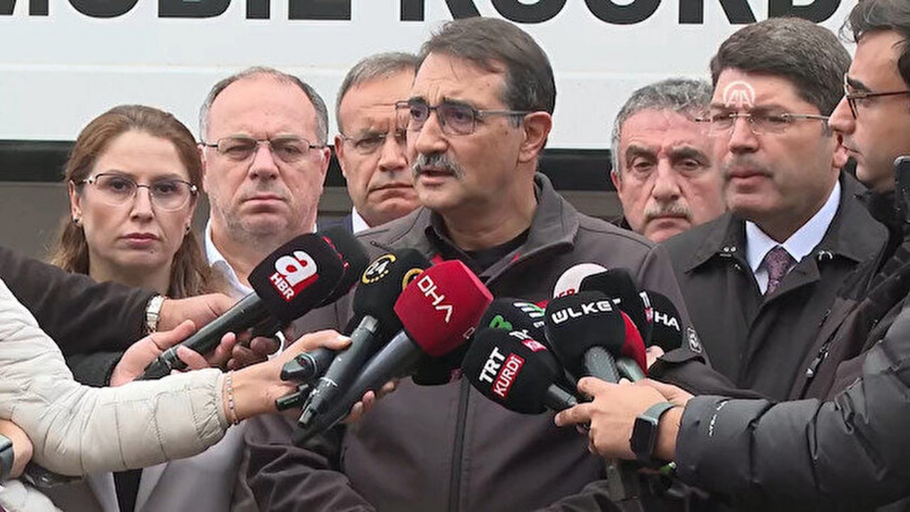 Bakan Dönmez: Madendeki yangın büyük oranda kontrol altına alındı! Üretim faaliyeti tamamen durduruldu!