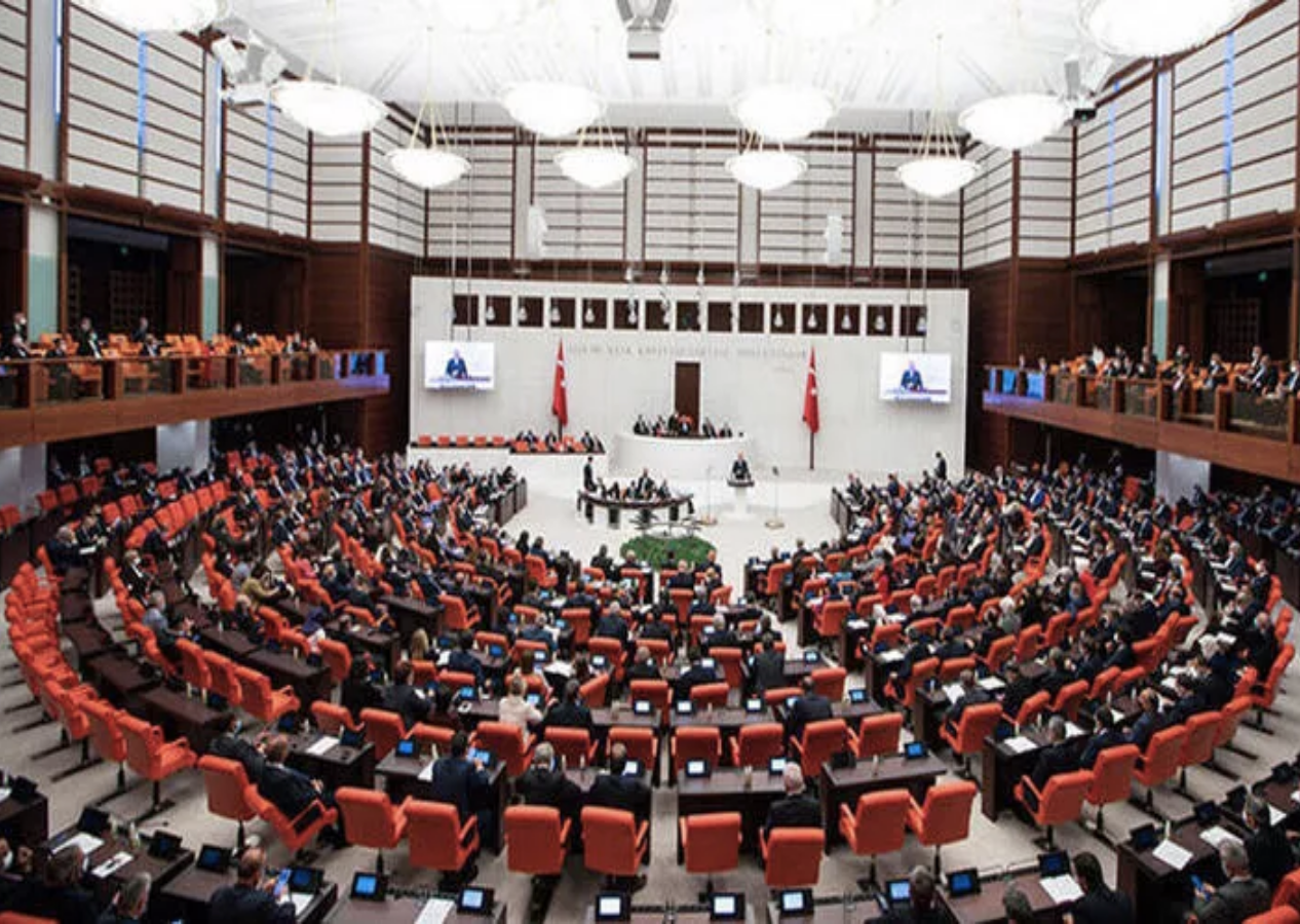 Torba Yasa kabul edildi: KYK kredi faizleri ve maske cezalarına af geldi!
