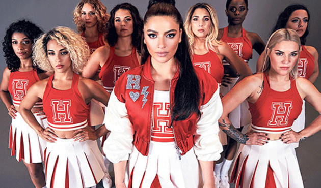 Hadise ponpon kız oldu... İşte çok konuşulacak klip ''Şampiyon'' / VİDEO
