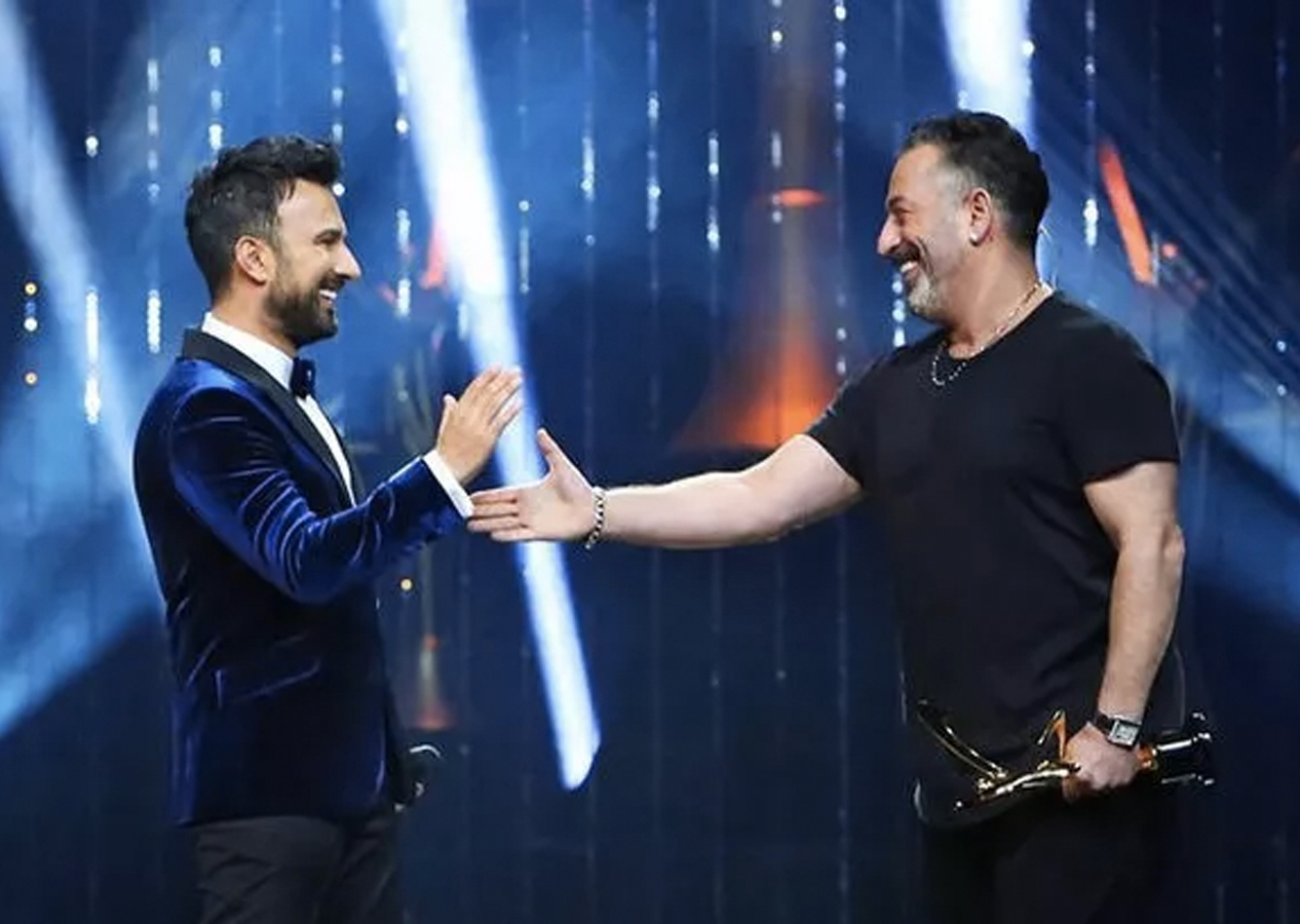 Cem Yılmaz'dan Tarkan'a 50. yaş kutlaması: "Birimize yük olmadın hep ferahlık mutluluk moral verdin"