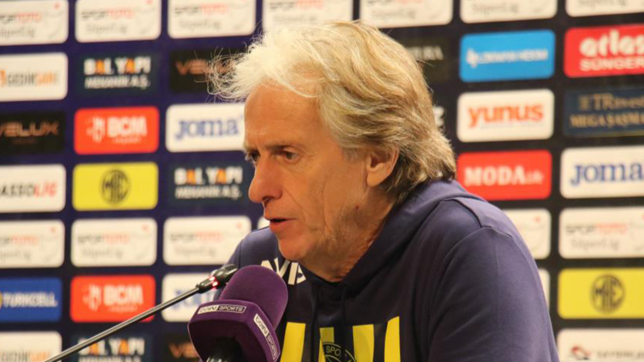 Jorge Jesus'tan oyuncularına fırça!