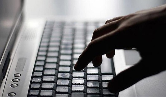 Şok! FETÖ'nün Twitter'daki 'bascalan' hesabının kullanıldığı IP bir kez daha aktif...
