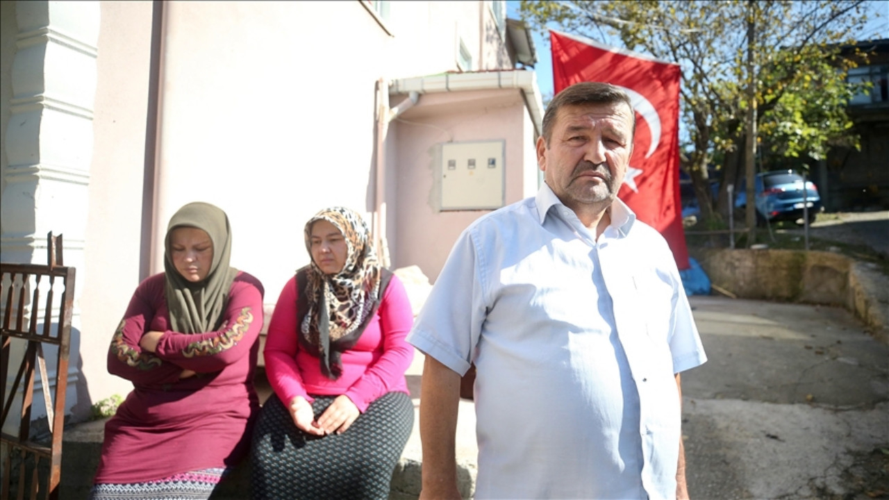 En büyük hayali asker olmaktı... Maden şehidi Özçelik'in ailesine Bakan Akar'dan başsağlığı telefonu!