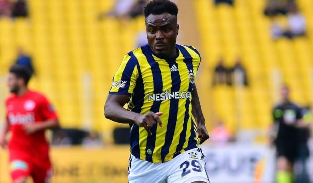 Şok küfür! Emenike ağzını bozdu!