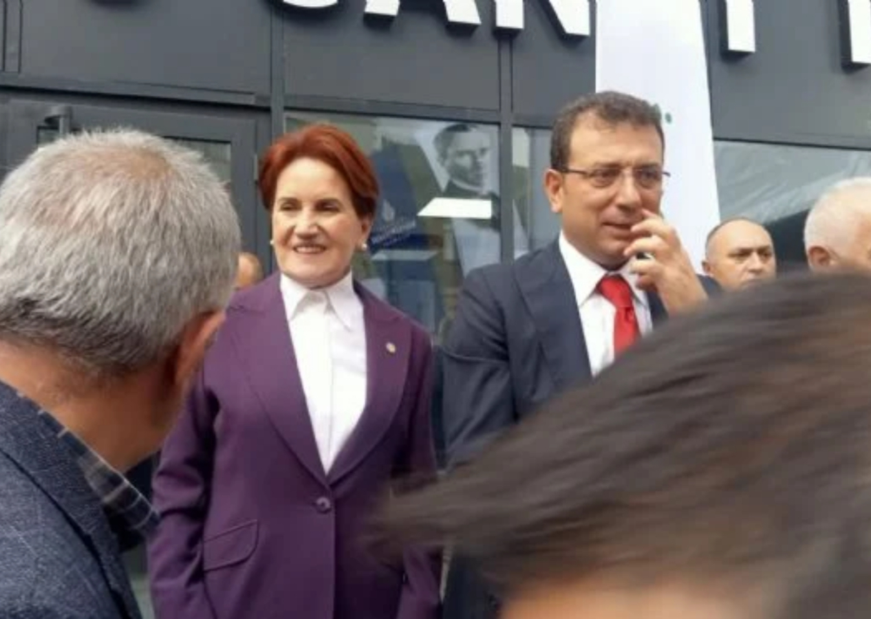 Gönlündeki aday İmamoğlu'dan vazgeçmeyen Akşener, 6'lı masaya Gümüşhane'de sürpriz hazırladı