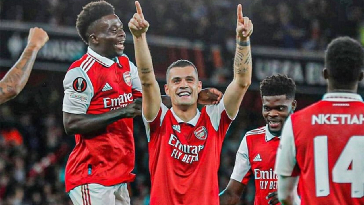 Arsenal erteleme maçında PSV'yi 1-0'lık skorla mağlup etti!