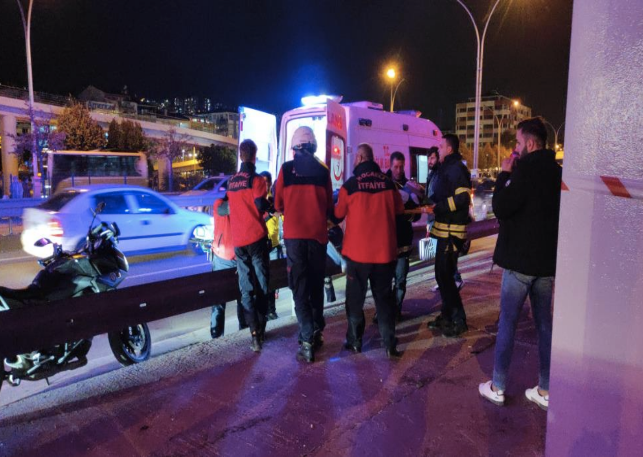 Genç kız köprüden aşağıya kendini bıraktı: O anlar film sahnesini aratmadı