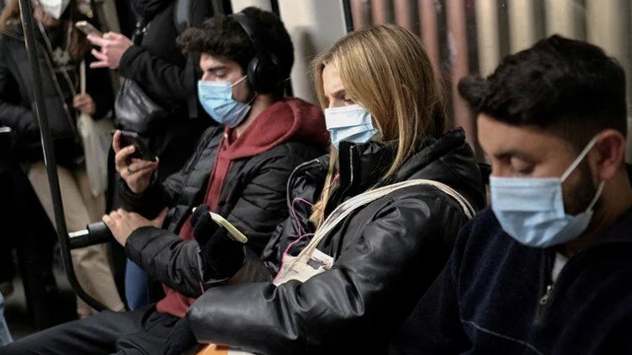 Omicron için alarm verildi: Avrupalı yetkililer tarih verdi