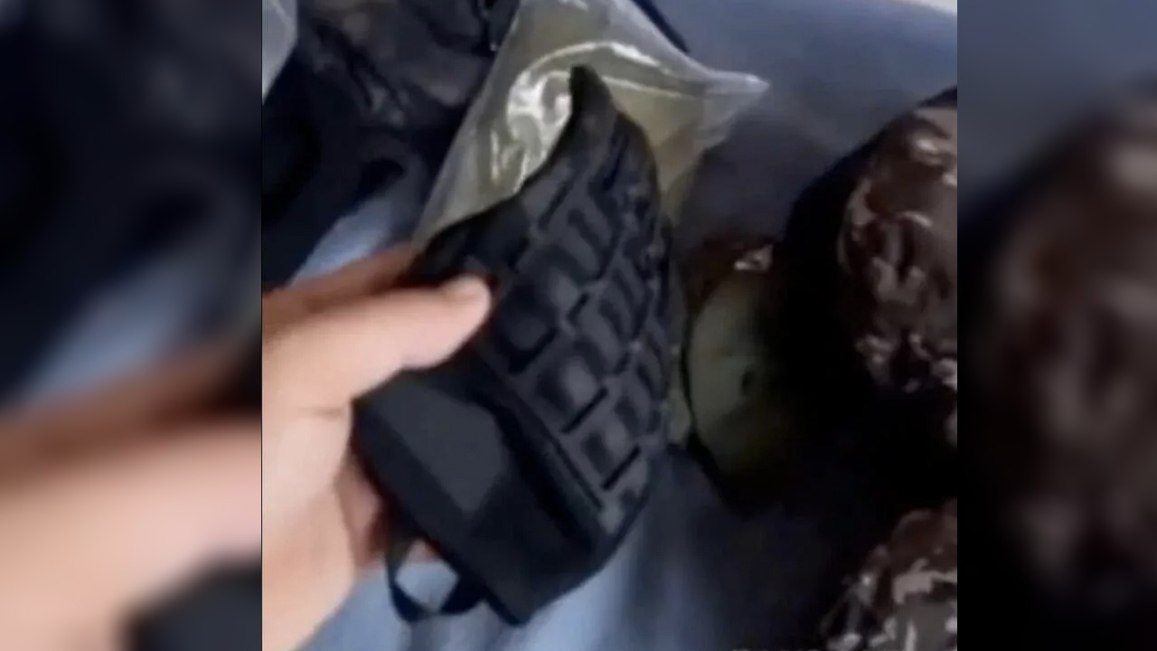 Cephedeki Rus askerlerden flaş görüntüler geldi: Paintball maskesi ve çocuk eldiveni