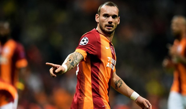 Akşam bombası...Sneijder'e Başakşehir kancası...