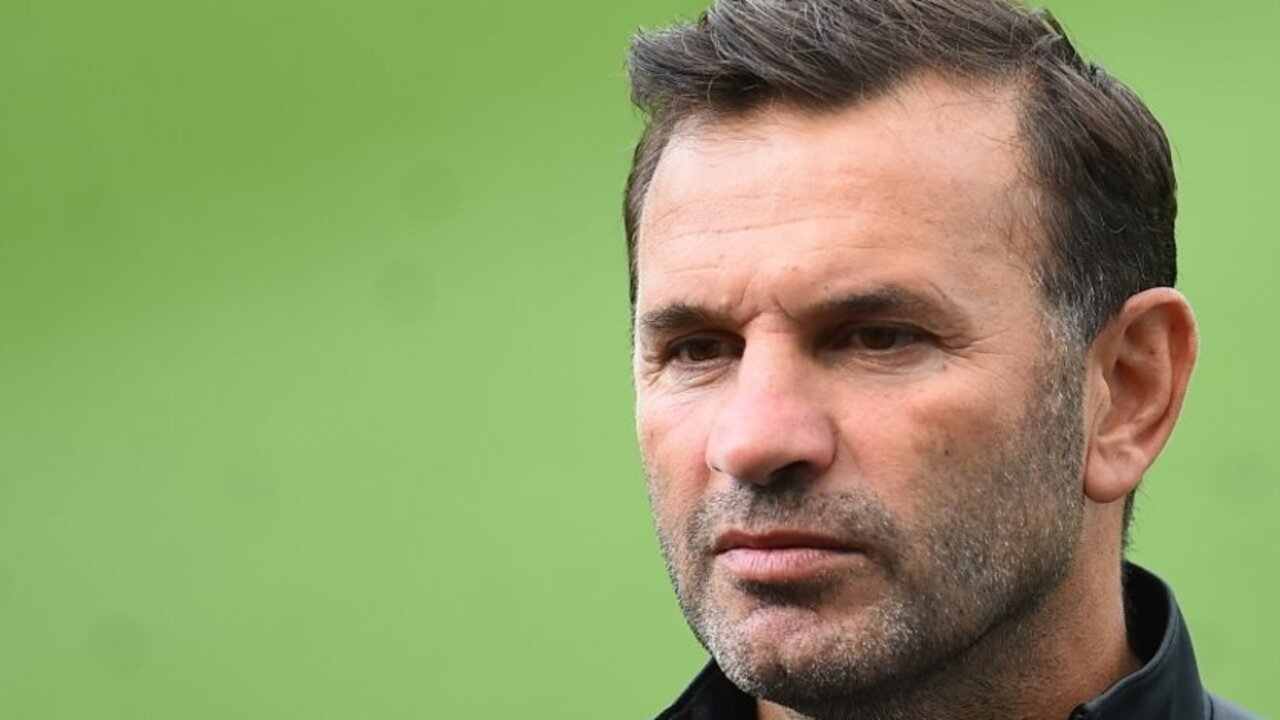 Galatasaray Teknik Direktörü Okan Buruk Alanyaspor maçı öncesi konuştu: İlk defa böyle bir fikstür yaşanmıştır...