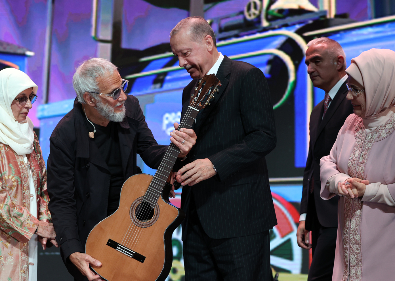 Yusuf İslam’dan Cumhurbaşkanı Erdoğan’a anlamlı hediye