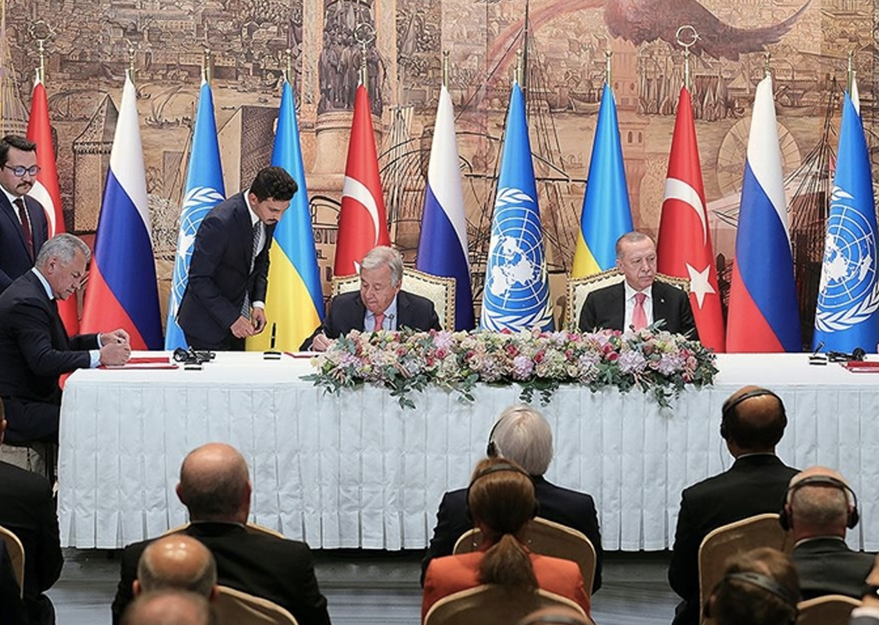 Türkiye'nin denge politikası dünya gündeminde: Rusya'ya yaptırım uygulaması isteniyor ama...