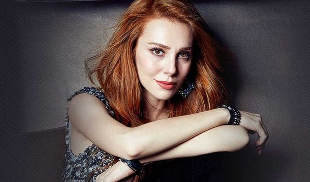 Elçin Sangu’dan hayranlarına müjde! Yeni projeyle geliyor...