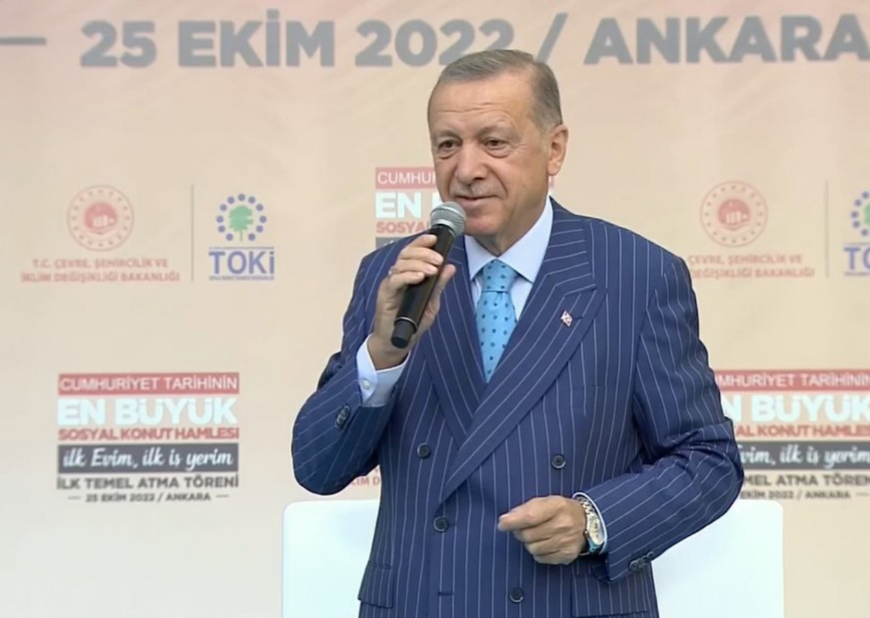 Sosyal konutta ilk temel atıldı! Cumhurbaşkanı Erdoğan merak edilen tarihi duyurdu...