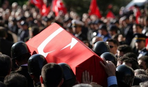 Van'dan acı haber! Yaralanan asker şehit oldu