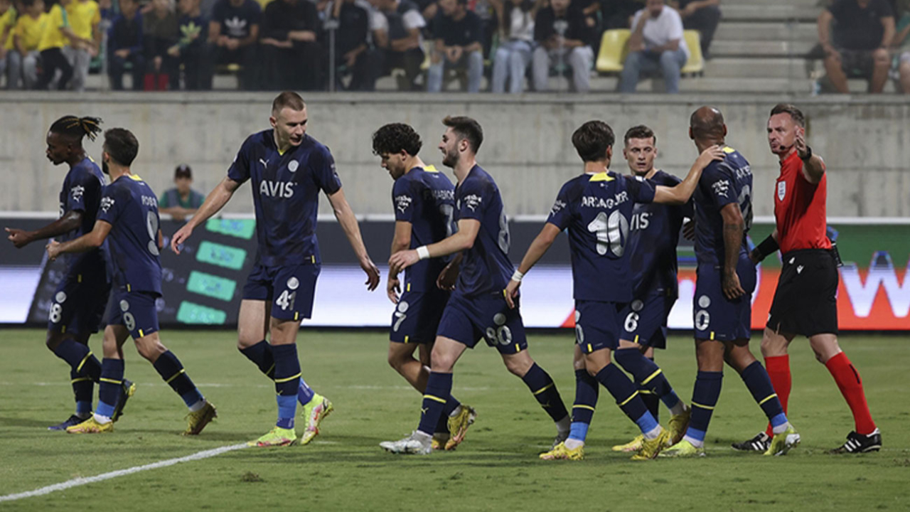 Fenerbahçe, Avrupa'da liderlik için sahaya çıkıyor