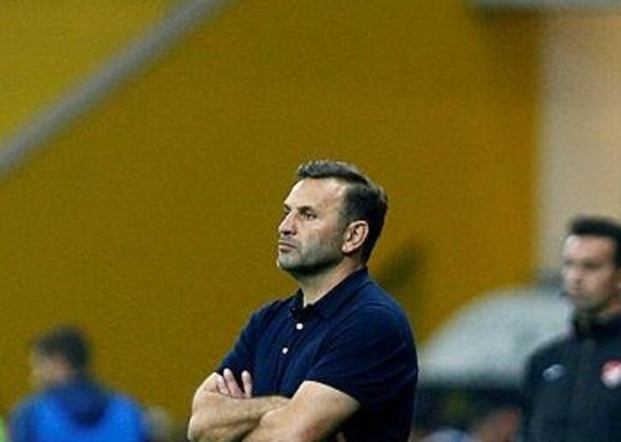 Galatasaray'da Okan Buruk Karagümrük maçı öncesi açıklamalarda bulundu: Geçen haftaki oyunumuzu oynayarak kazanmak istiyoruz...